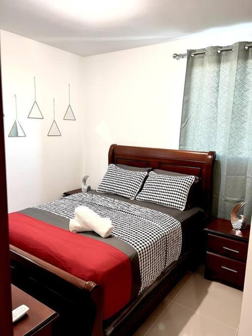 Apartamento Magnificent Pent House W/Jacuzzi Santiago De Los Caballeros Exterior foto