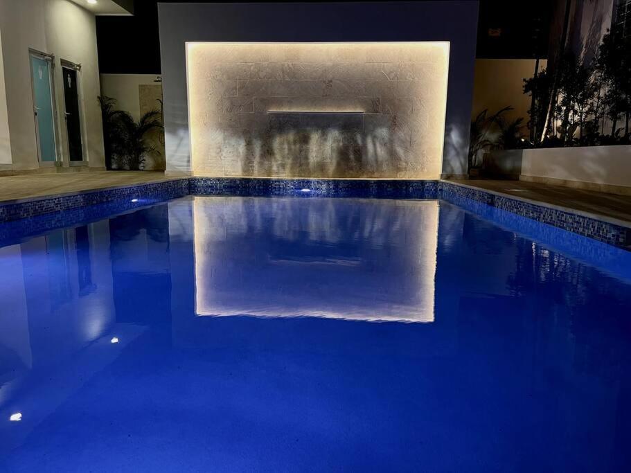 Apartamento Magnificent Pent House W/Jacuzzi Santiago De Los Caballeros Exterior foto