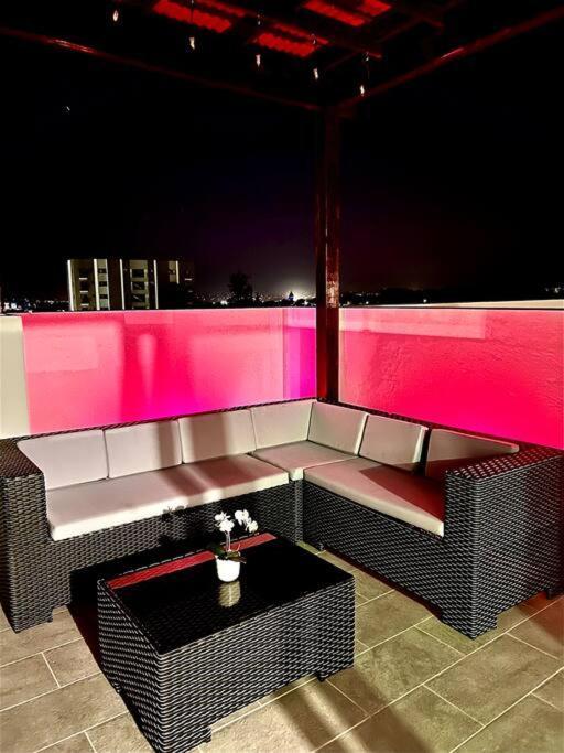 Apartamento Magnificent Pent House W/Jacuzzi Santiago De Los Caballeros Exterior foto